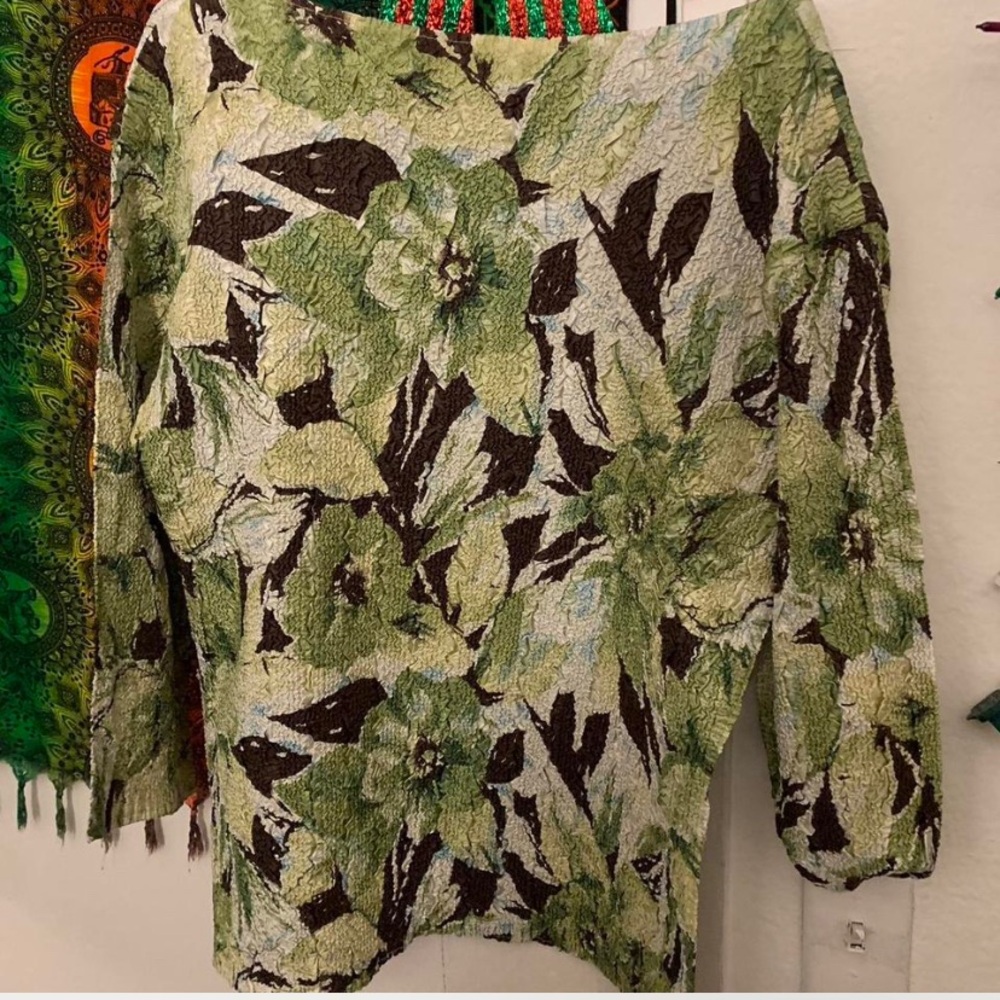 Floral Green and Brown Sweater